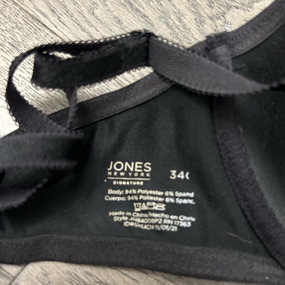 2 Jones New York Everyday Bras - Picture 6 of 11